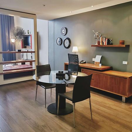 Doubletree By Hilton Cape Town Upper Eastside Ξενοδοχείο Εξωτερικό φωτογραφία