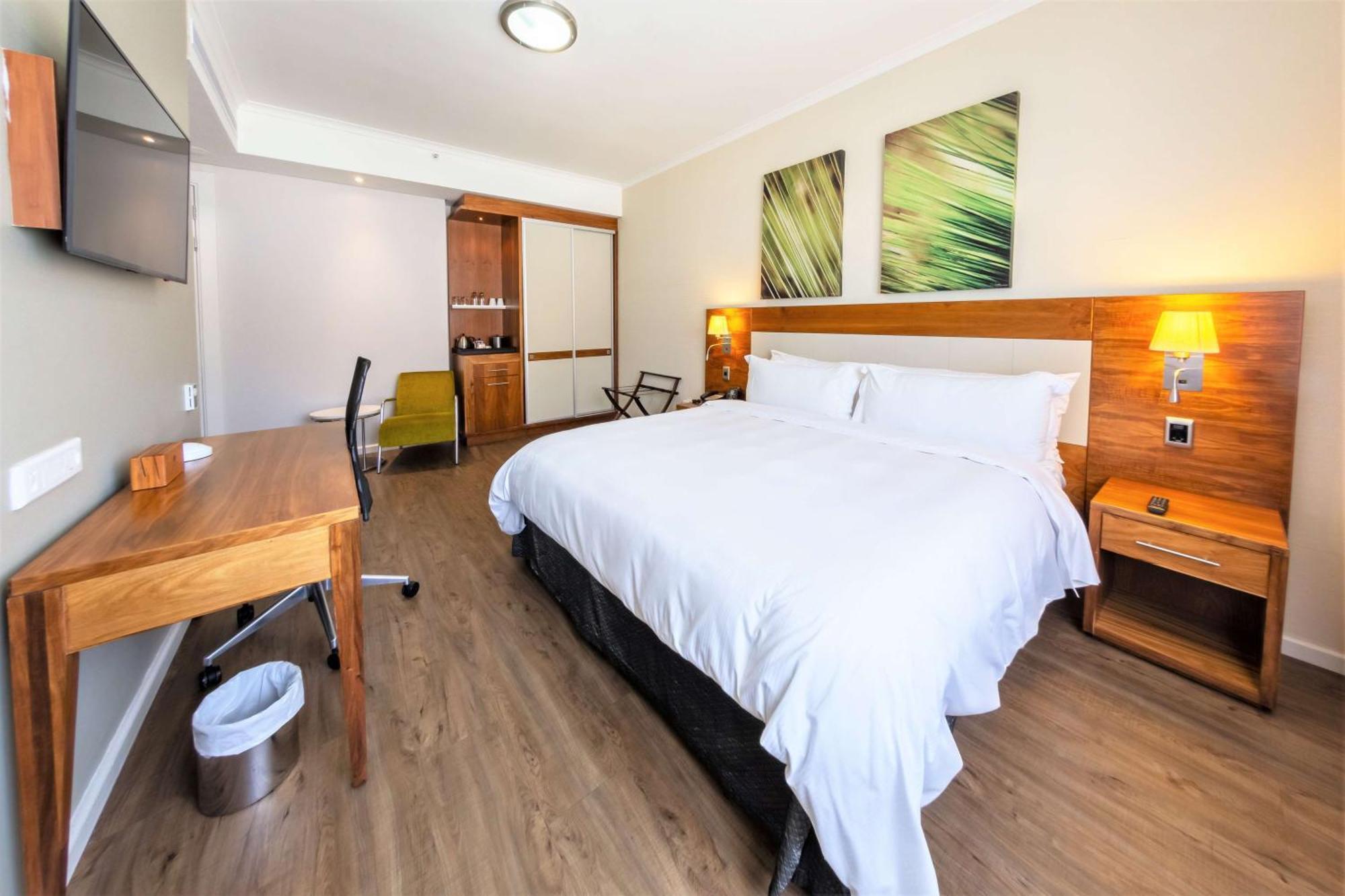 Doubletree By Hilton Cape Town Upper Eastside Ξενοδοχείο Εξωτερικό φωτογραφία
