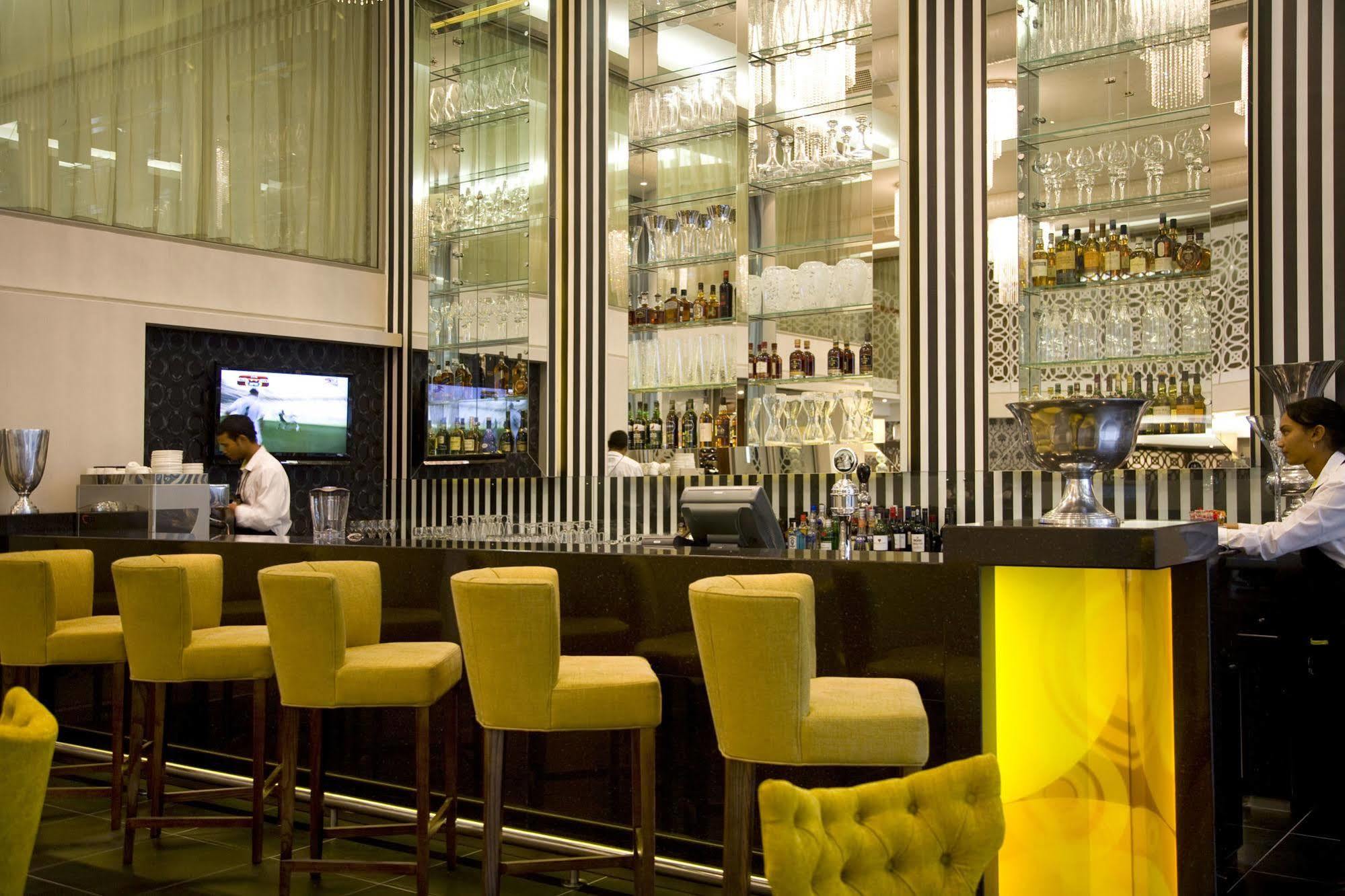 Doubletree By Hilton Cape Town Upper Eastside Ξενοδοχείο Εξωτερικό φωτογραφία